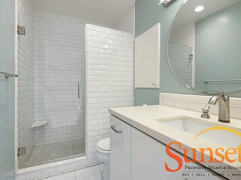 8561 Villa La Jolla Dr #C — Photo 10