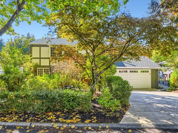 34 Da Vinci St, Lake Oswego, OR 97035