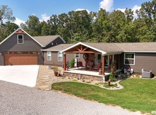 8524 Ezra Rd, West Frankfort, IL 62896