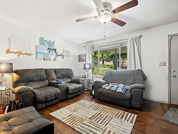5th image of 602 Mitchell Dr
