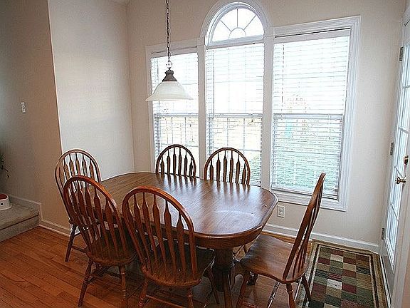 Breakfast, lunch and dinner can be enjoyed viewing your backyard.