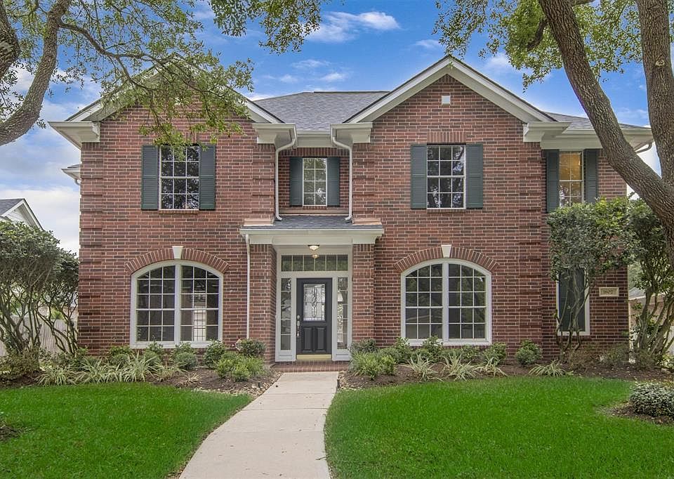 1st image of 1807 Red Bud Ln