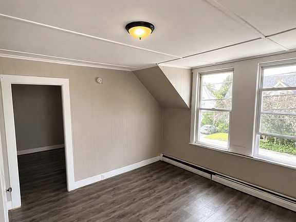 3rd image of 53 Clinton Ave #5