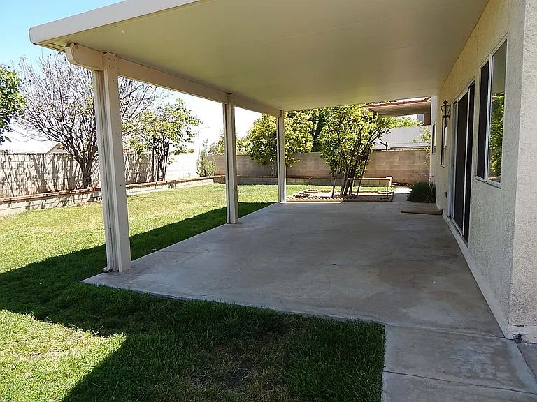 20410 Mesa Oak Dr — Photo 13
