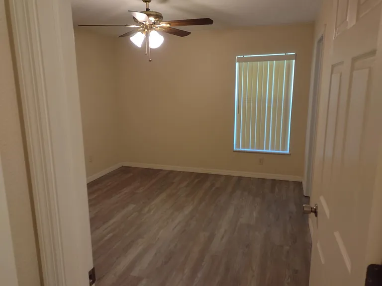7396 Pond Cir — Photo 12