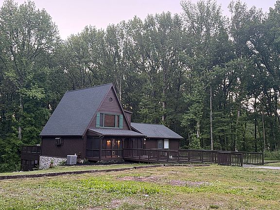2nd image of 11400 Hidden Ln