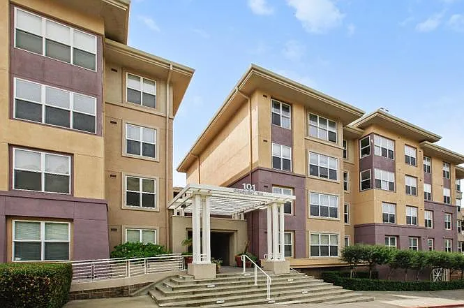 101 Crescent Way #2308