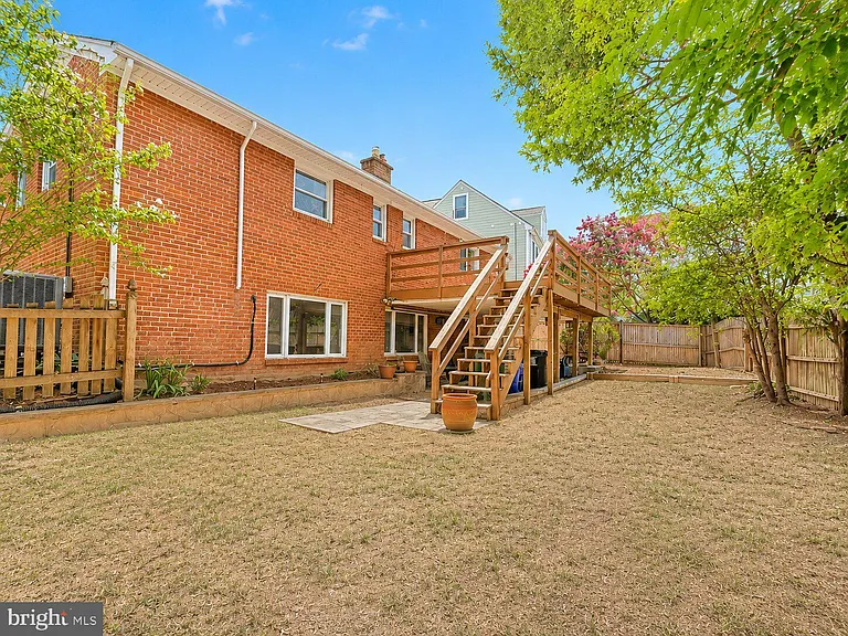 2512 N Kenilworth St — Photo 27