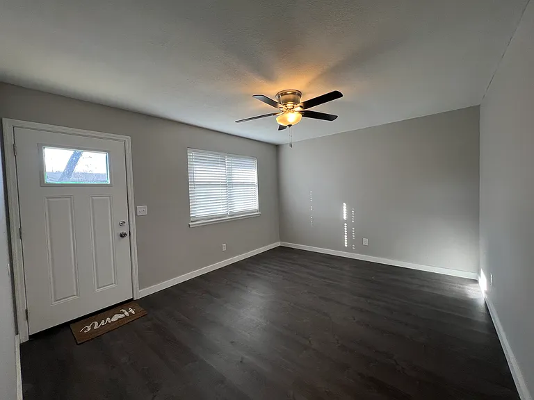 2725 N 155th Ter #2725 — Photo 12