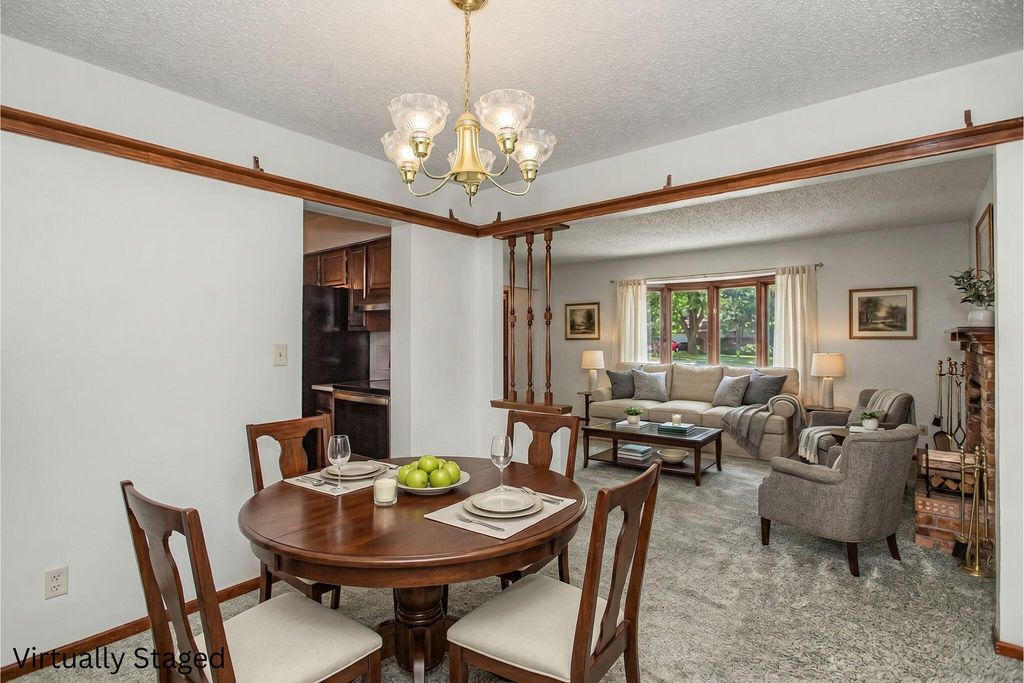 411 Jeffrey Ln, Ames, IA - More