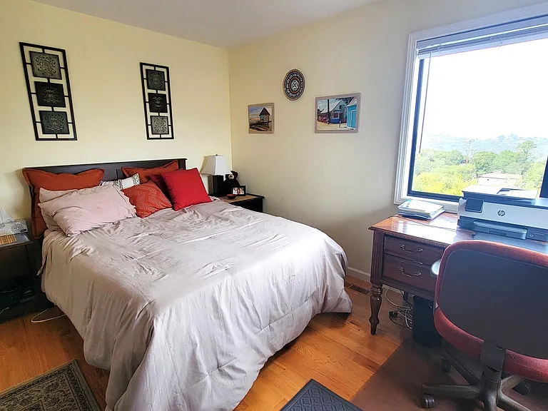 506 Oak Park Way — Photo 6