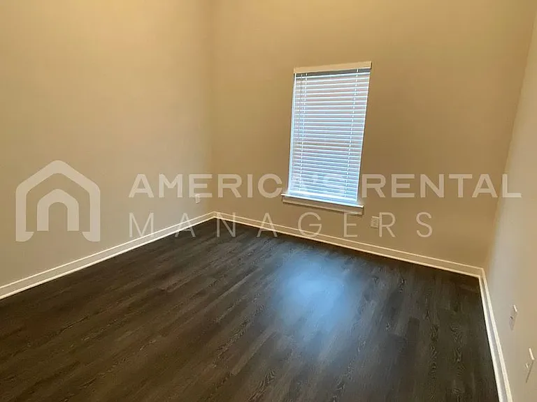 100 Barnett Pl — Photo 11