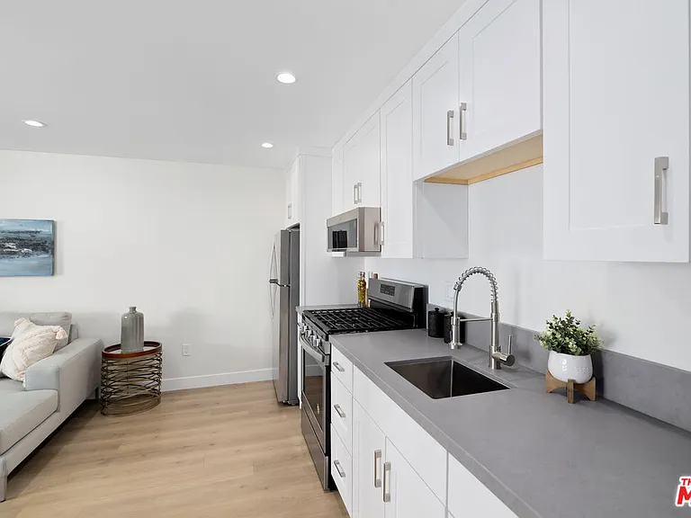 521 N Lamer St — Photo 27