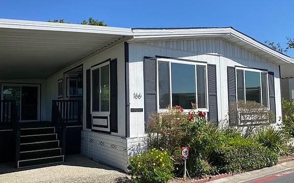 2nd image of 1050 Borregas Ave Space 166