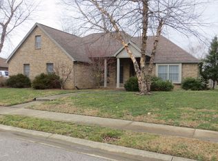 4035 Pine Lake Ct, Owensboro, KY 42303