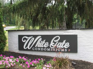 9 White Gate Rd #9J, Wappingers Falls, NY 12590