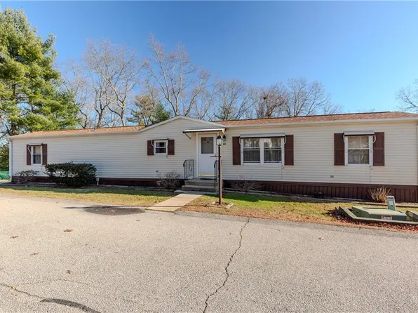 48 Cantaberry Ln, Coventry, RI 02816