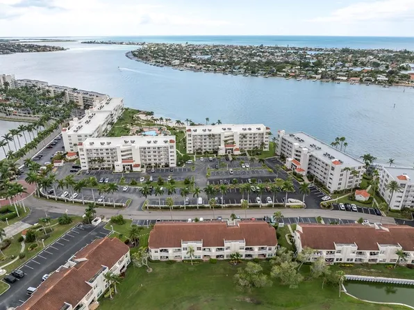 6000 Bahia Del Mar Cir APT 131, Saint Petersburg, FL 33715