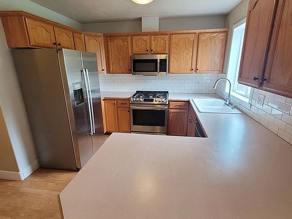 4th image of 4724 Spring Meadow Ave