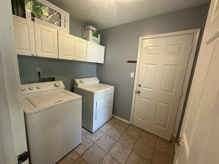 205 Fischer Dr — Photo 18