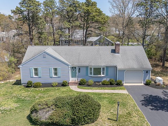 3rd image of 34 Clearview Drive
