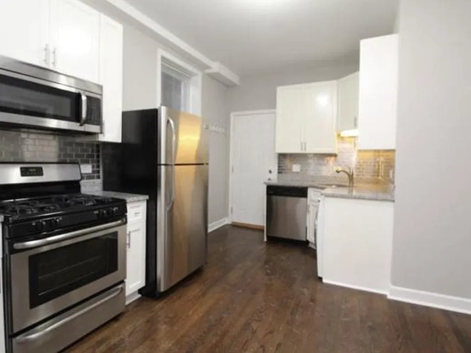 214th St
