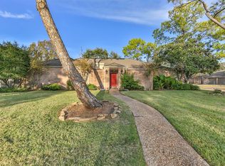 12102 Wedgehill Ln, Houston, TX 77077