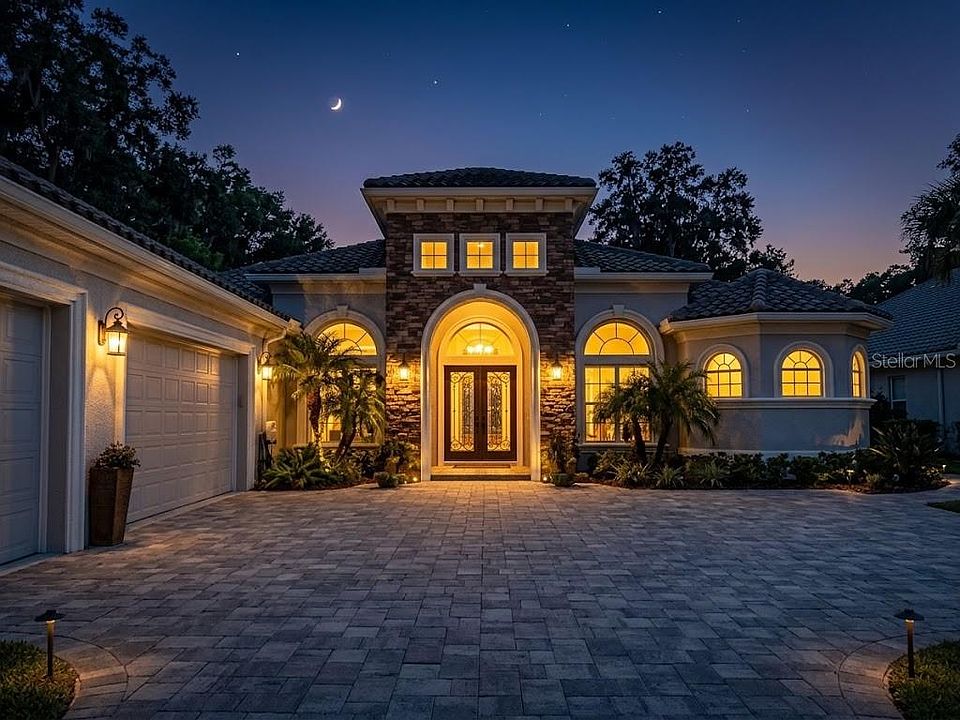 1st image of 14 LONGVIEW WAY N