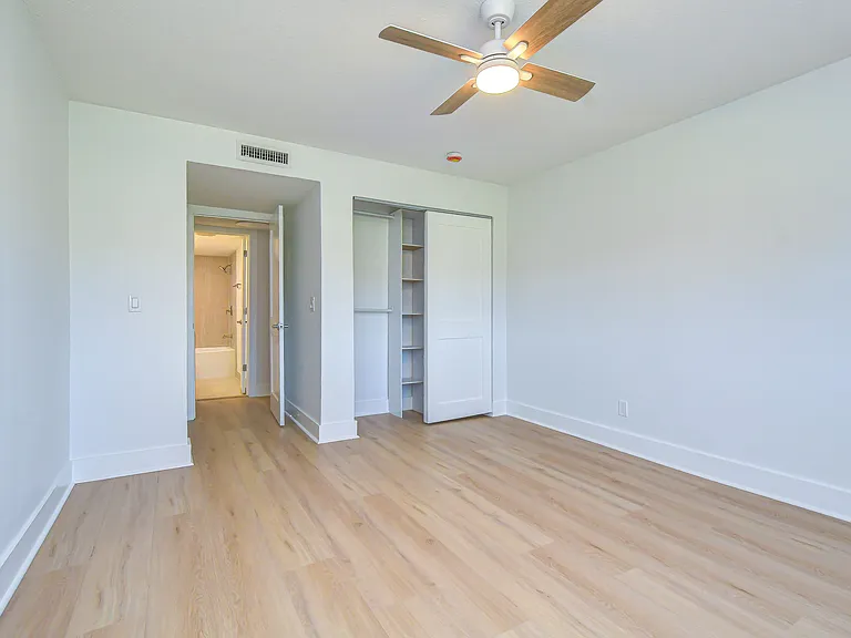 200 Country Club Dr #1505 — Photo 40