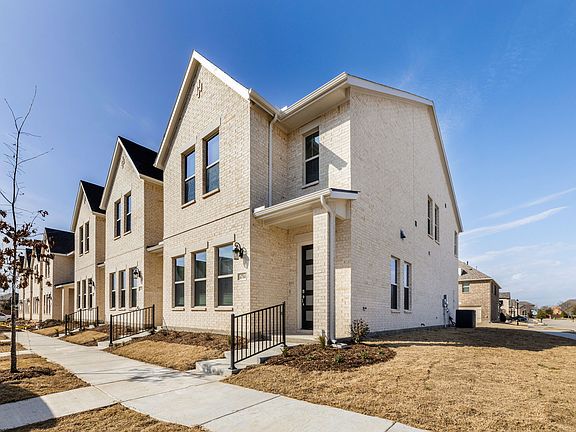 3rd image of 4704 Corriente Vista Ln