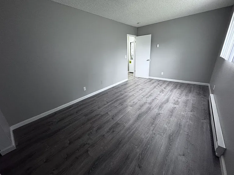 Aspen Meadows — Photo 13