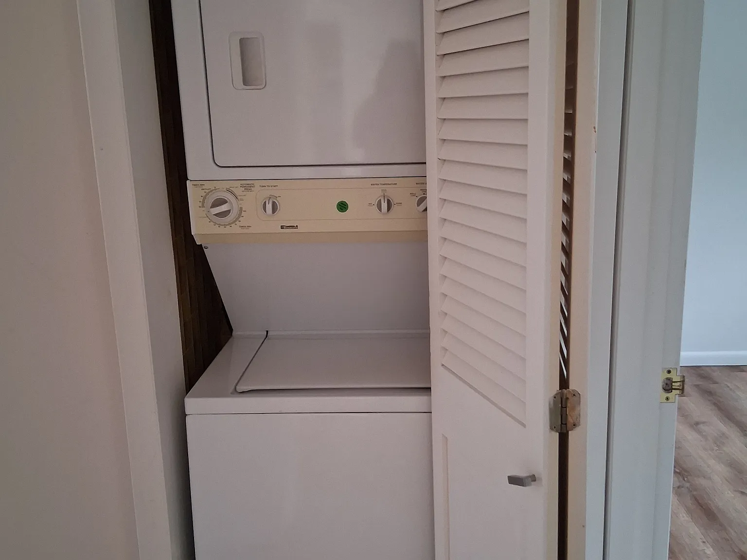 2 bed, 1000 sqft, $1,500 — Photo 1