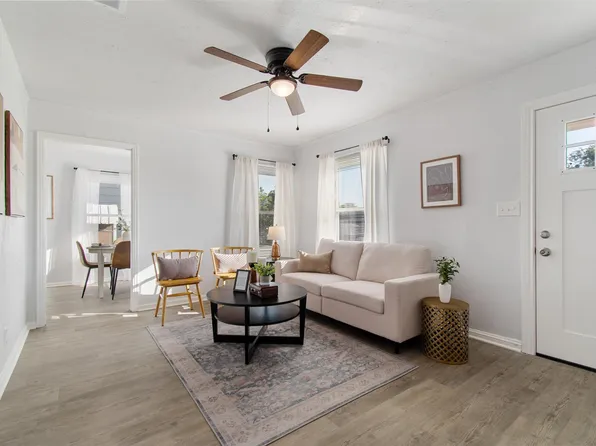 1805 Melba Ct, River Oaks, TX 76114