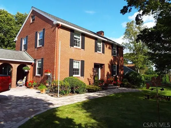 335 Elknud Ln, Johnstown, PA 15905
