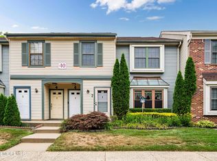 40 Bristol Ct UNIT 7, Freehold, NJ 07728