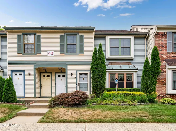 40 Bristol Court #7, Freehold, NJ 07728