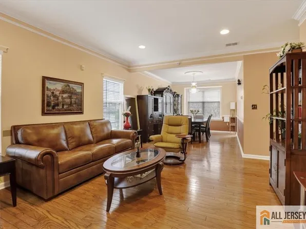 11 Quarry Ct, East Windsor, NJ 08520