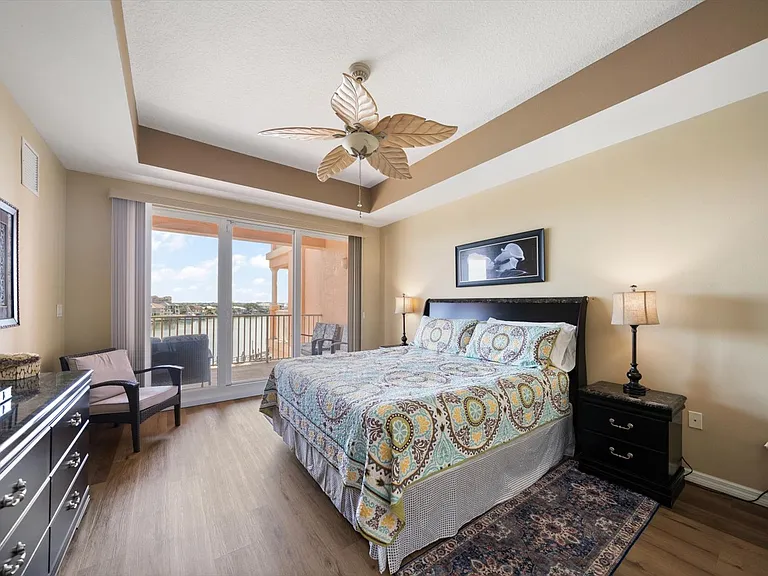 530 S Gulfview Blvd #401 — Photo 9