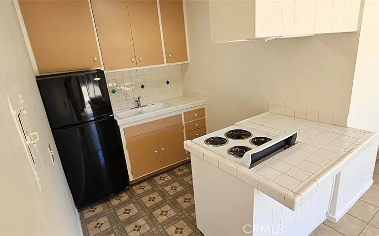 206 N Park View St #104 — Photo 2