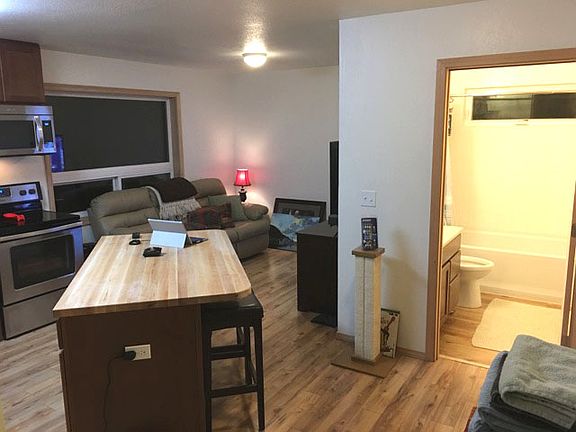 4th image of 3316-3318 Ohana Ct