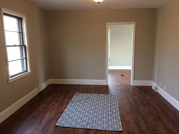 4th image of 22003 Durand Ave #B
