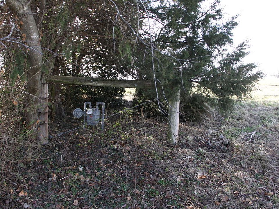 2nd image of 2698 S Edwards Farm Dr