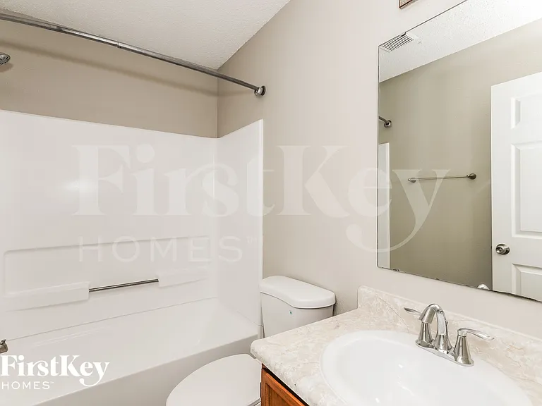 16773 Lowell Dr — Photo 17