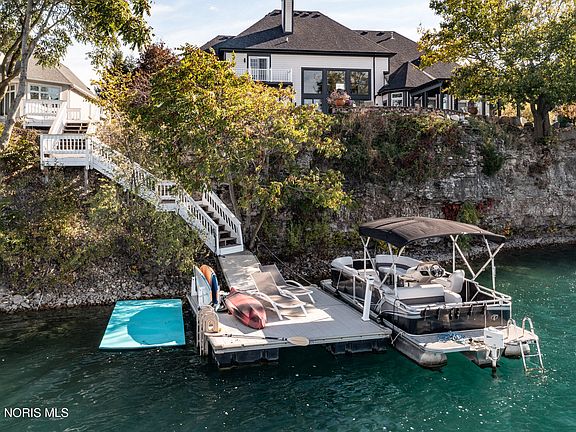 3rd image of 3026 Quarry Rd