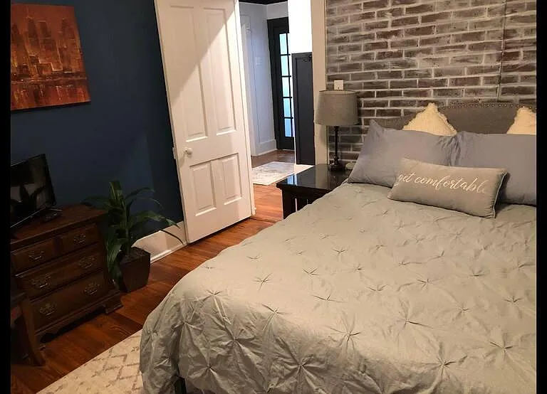 304 Florence St #A — Photo 7