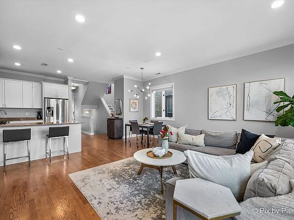 4th image of 2216 N Hamilton Ave #3