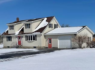 33 Stockwell Rd, Lancaster, NH 03584