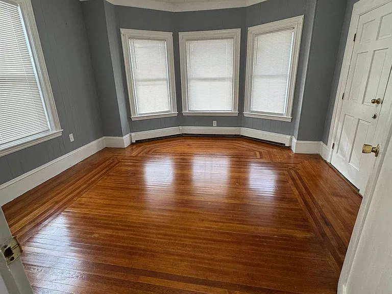 166 Purchase St #1 — Photo 9