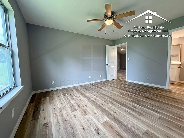 2717 Mayflower Dr — Photo 19
