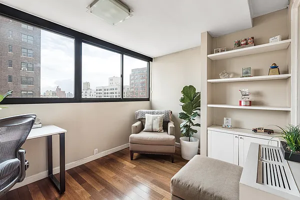 Sold by Hauseit LLC | media 12